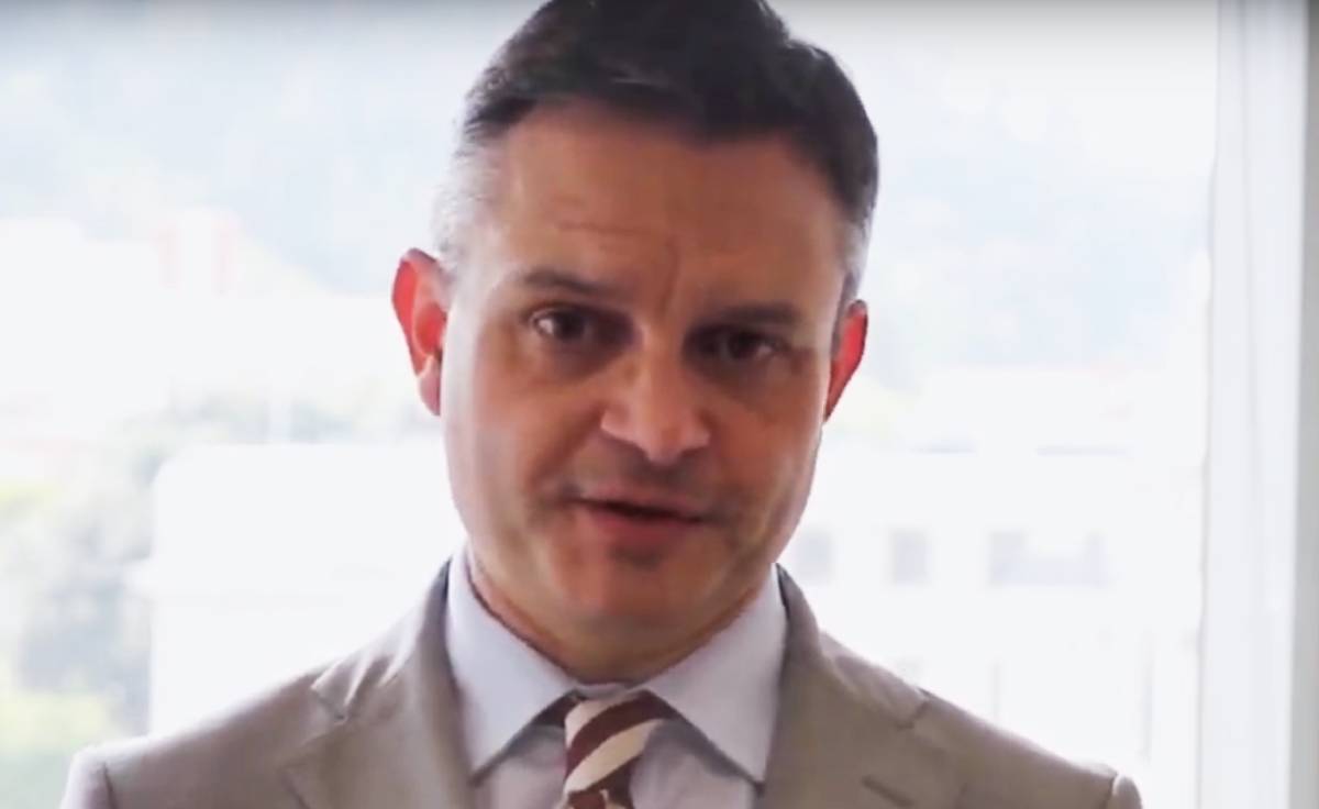 Novozelandski ministar za klimatske promjene napadnut na putu za parlament
